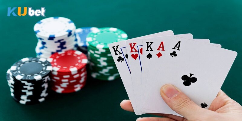 Cách chơi poker dễ thắng từ cao thủ